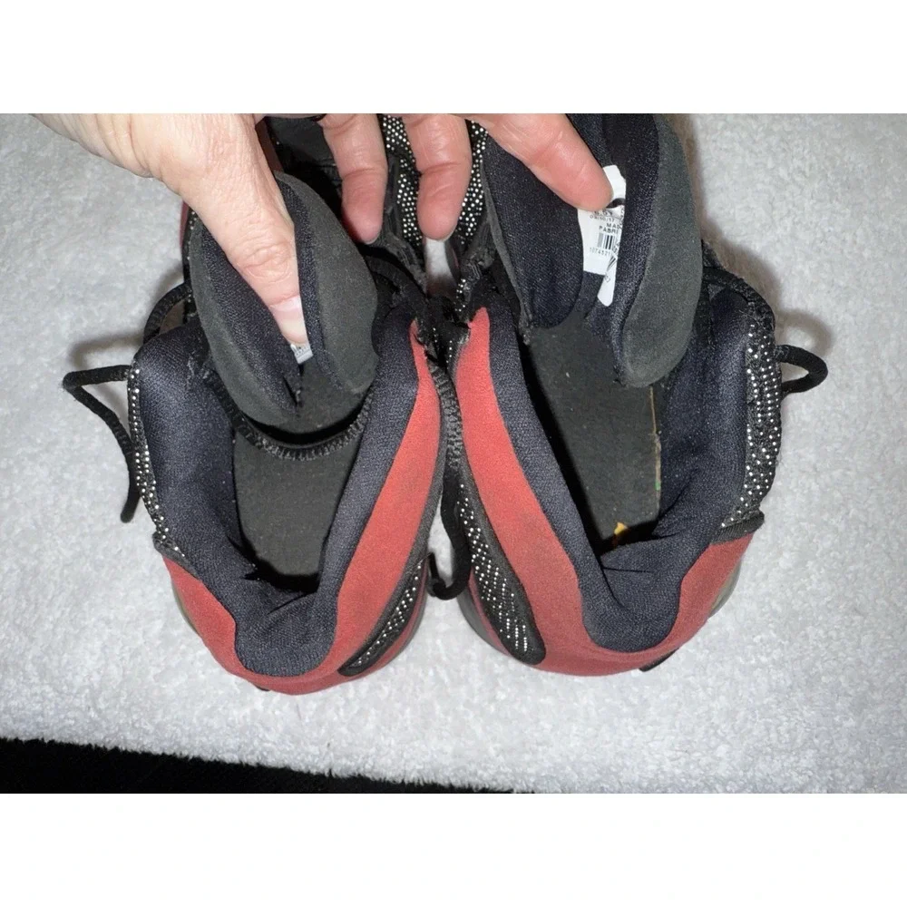 Air Jordan 13‎ Bred Retro Size 6.5y GS Black Red Sneakers 2017 414574-004